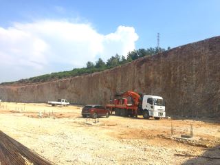 İzmir Kemalpaşa - Bahadır Makina Fabrikası Püskürtme Beton İle Şev Koruma Uygulaması